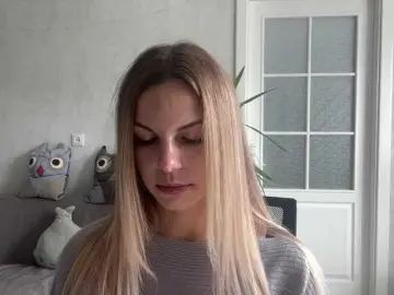 CarlotaWnorowski  live sex cam