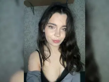 Emilyy19  live sex cam