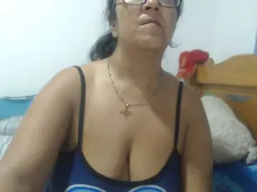 Meganny2023  live sex cam