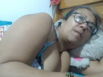 Meganny2023  live sex cam