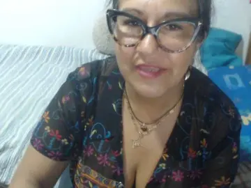 Meganny2023  live sex cam