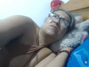 Meganny2023  live sex cam