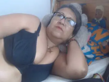 Meganny2023  live sex cam