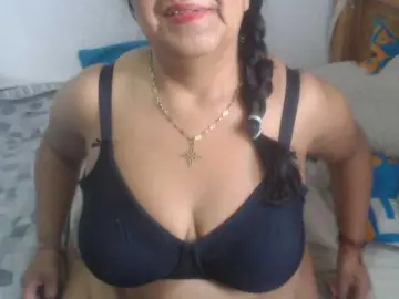 Meganny2023  live sex cam