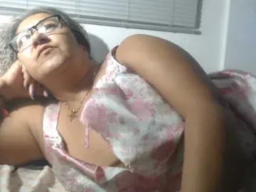 Meganny2023  live sex cam