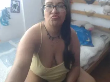 Meganny2023  live sex cam