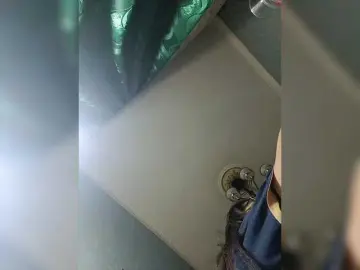 VikiBlanes  live sex cam