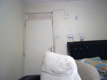 Bigboobie22  live sex cam
