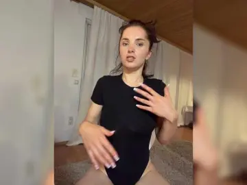 Noeelly  live sex cam