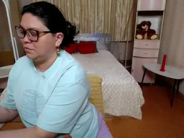 Supersex-96  live sex cam