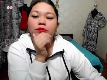 Supersex-96  live sex cam