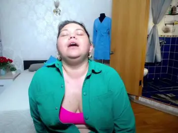 Supersex-96  live sex cam