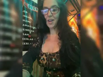 Venusx1  live sex cam