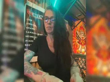 Venusx1  live sex cam