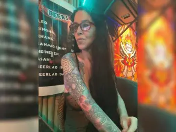 Venusx1  live sex cam