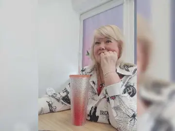 BESTija-1  live sex cam
