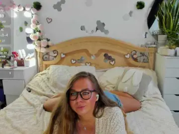 Bonne-Aurore  live sex cam