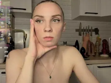 Fist-ashka  live sex cam