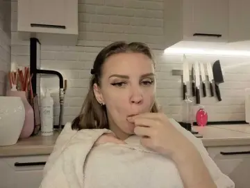 Fist-ashka  live sex cam