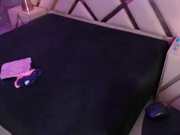 KeilynValencia  live sex cam