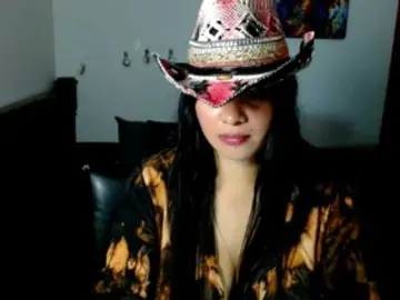 Lucifer-17  live sex cam