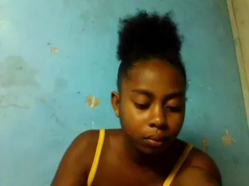 Mmelodie  live sex cam