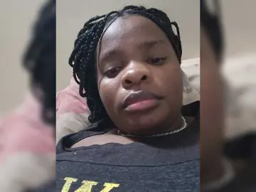 Africanwoman2  live sex cam