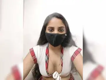 Bbydoll  live sex cam