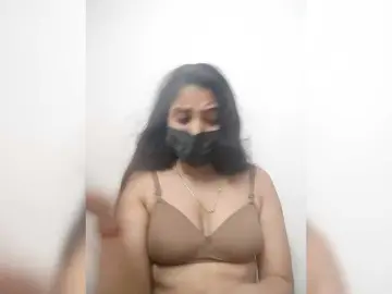 Bbydoll  live sex cam