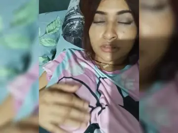 Cerezahot  live sex cam