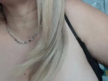 Elena-xx  live sex cam