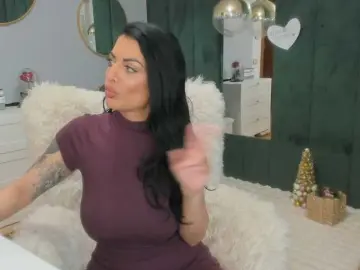 ElisaBaxter  live sex cam