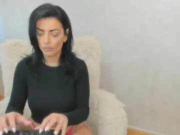 ElisaBaxter  live sex cam