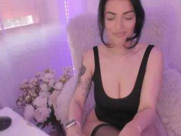 ElisaBaxter  live sex cam
