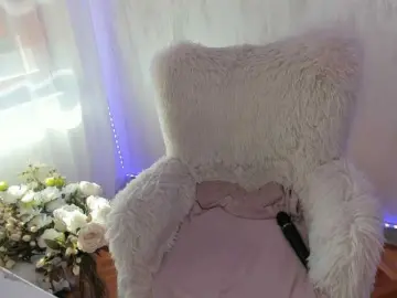 ElisaBaxter  live sex cam