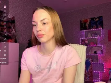 GinetteFajen  live sex cam