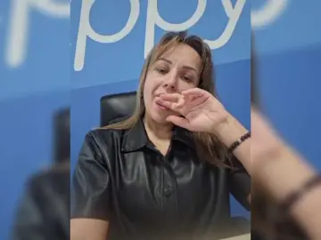 Helga-love  live sex cam