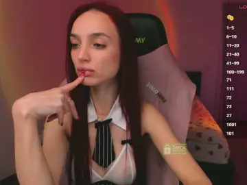 Lilith-Cain  live sex cam