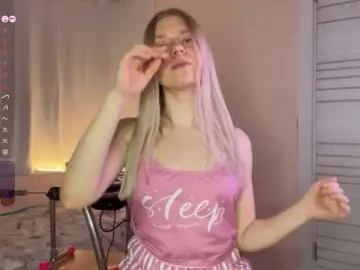 MargueritaMusto  live sex cam