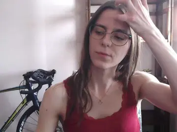 MegiKiss  live sex cam