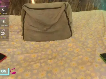 MiiaaCollinss  live sex cam