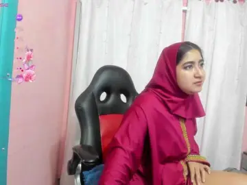 SamiraAwada  live sex cam