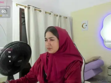 SamiraAwada  live sex cam