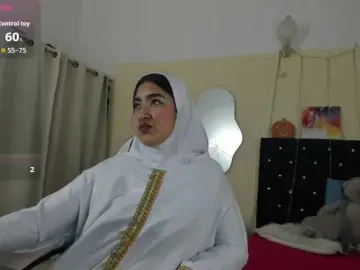 SamiraAwada  live sex cam