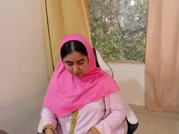 SamiraAwada  live sex cam