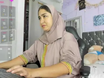 SamiraAwada  live sex cam