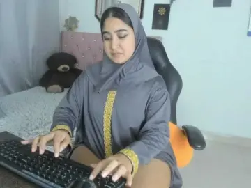 SamiraAwada  live sex cam