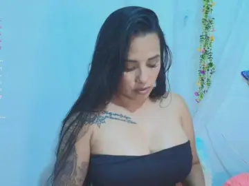 Ashleyxx20  live sex cam