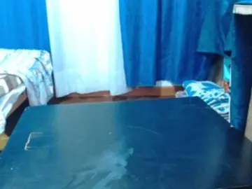 Valak133  live sex cam
