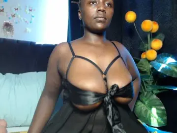 Curvyzaraa  live sex cam